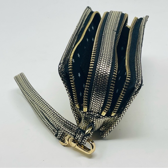 Juicy Couture Gold Wristlet Vegan Leather - Picture 12 of 16